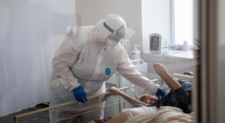 Covid-19 : plus de 4,4 millions de cas enregistrés dans le monde en une semaine
